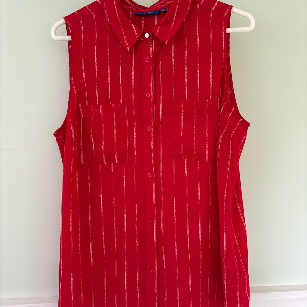 Apt. 9 Red Sleeveless Button Down Blouse